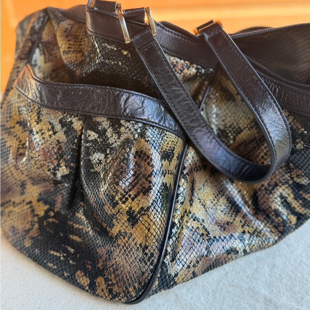 The Find | Chic Snakeskin Hobo Bag in Black and Brown | like new condition - Picture 7 of 9